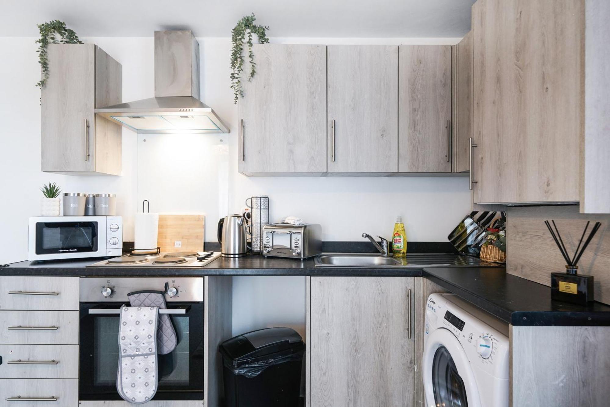 Livestay-New Private Apartment Building Minutes From Heathrow Σλόουθ Εξωτερικό φωτογραφία